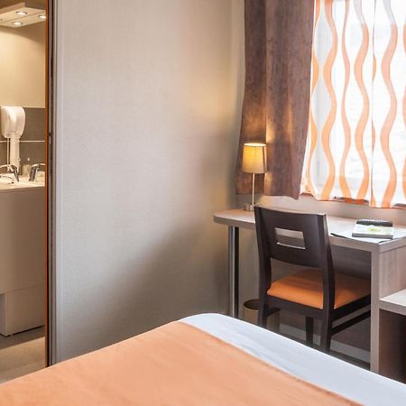 Lezoux Logis Hotel Les Voyageurs מראה חיצוני תמונה